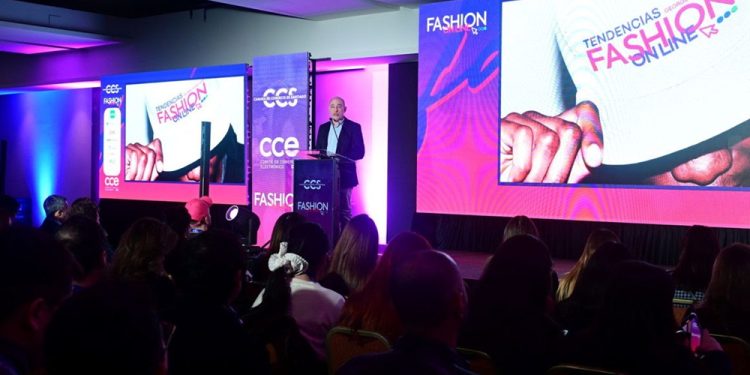 fashion online