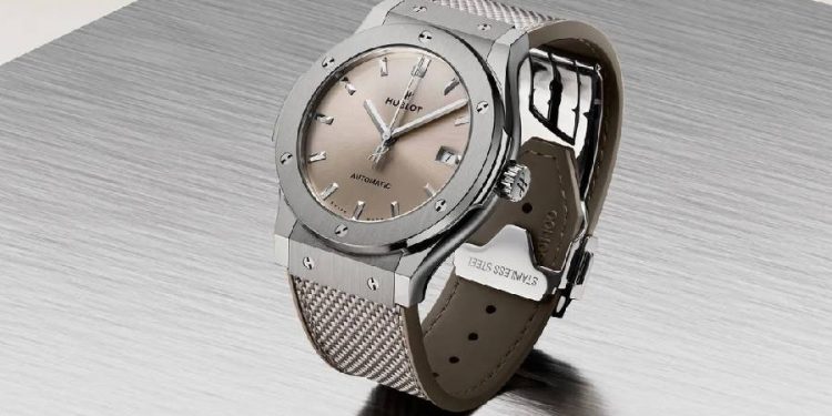 Hublot Classic Fusion Essential Taupe el nuevo ícono del lujo discreto