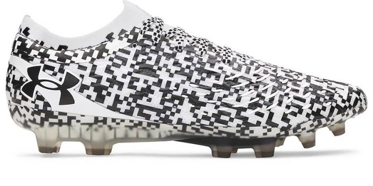 Under Armour presenta las nuevas Magnetico Elite 5 FG
