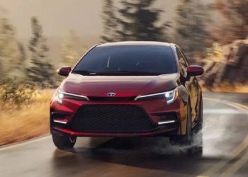 Toyota lanza el Corolla Híbrido 2026: precios y versiones