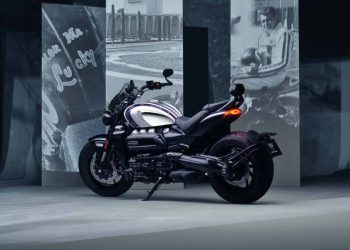 Triumph Rocket 3 homenajea al acróbata más intrépido sobre las dos ruedas