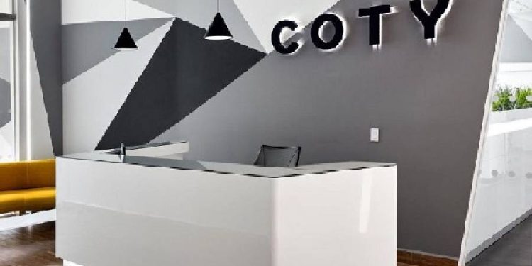 Coty cierra el ejercicio con caída de ventas y números rojos