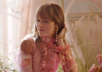Dakota Johnson y la floración de Nettare di Fiori