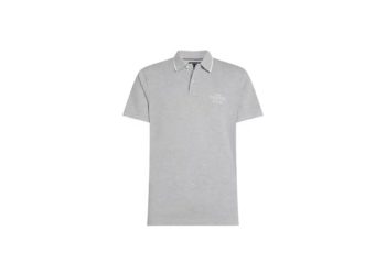 Descubre por qué este polo de Tommy Hilfiger es un imprescindible
