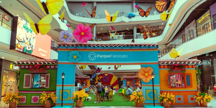 Parque Fabricato florece con cultura, música y tradición durante la Feria de las Flores