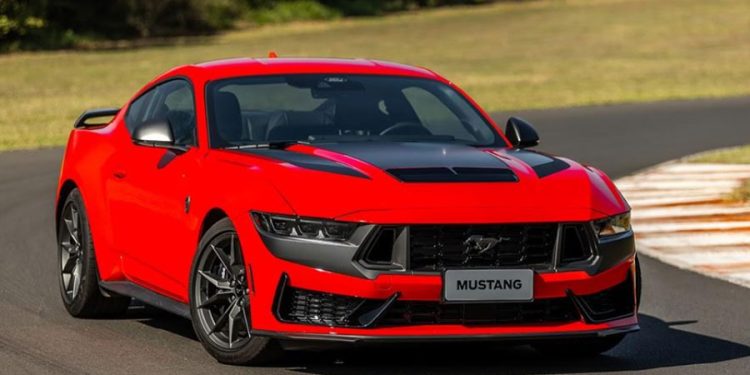 Ford Mustang Dark Horse 2025