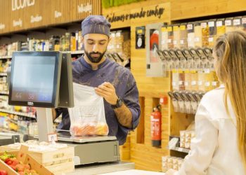 GADISA Retail impulsa el empleo juvenil en Galicia: crecimiento y oportunidades para la próxima generación