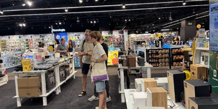 Hablando de retail: ¿Puede FNAC sobrevivir al futuro impulsado por IA?