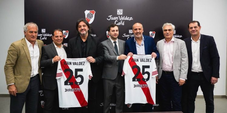 Juan Valdez acelera su conquista internacional