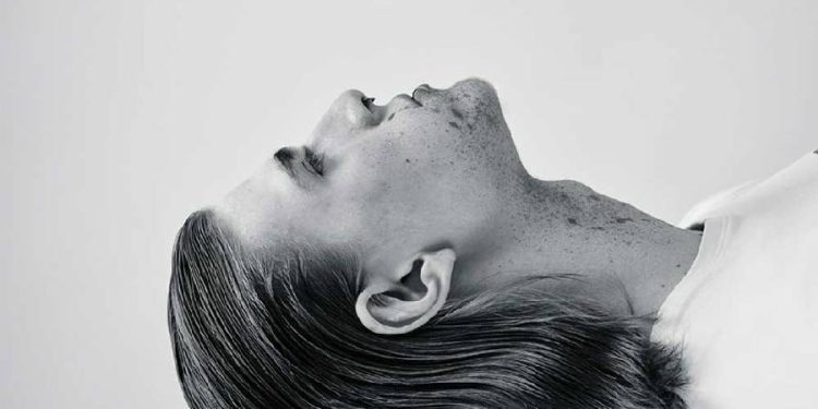 Joven talento de Barcelona revoluciona la fotografía de moda con un proyecto inspirado en el cine