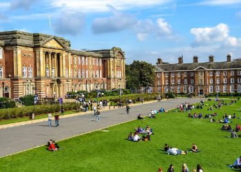 La Universidad de Leeds revela la verdadera durabilidad de las camisetas