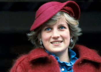 Legado de Lady Di en la moda: Looks que redefinieron la elegancia
