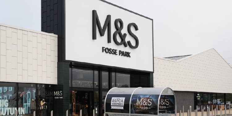 Marks & Spencer entra en la segunda mano