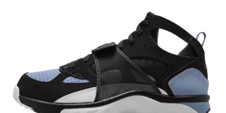 Air Trainer Huarache Black and Cool Blue