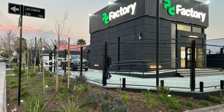 pc Factory impulsa expansión y modernización de locales