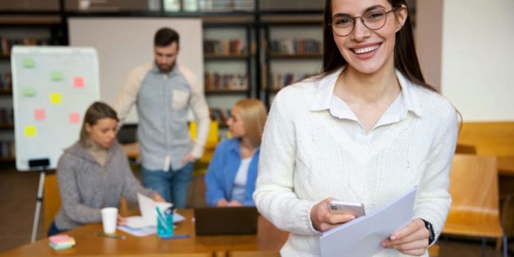 PS Grupo de trabajo mujer feliz reunión recursos humanos
