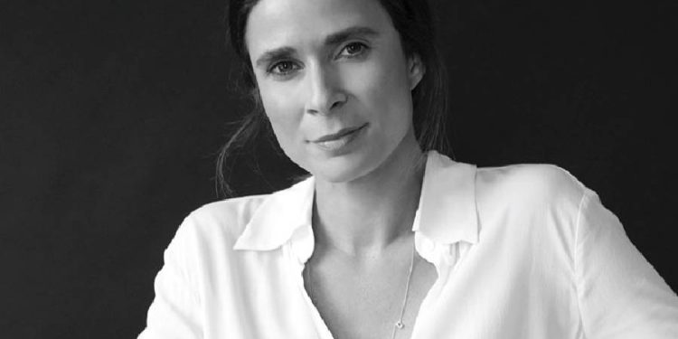 Patricia Wirschke: la elegancia minimalista que define el otoño