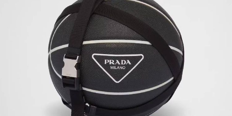 Transformando el deporte en lujo: Prada redefine el baloncesto