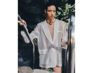 La fusión de arte y moda en la cápsula Vélez Artisan x Paula Mendoza
