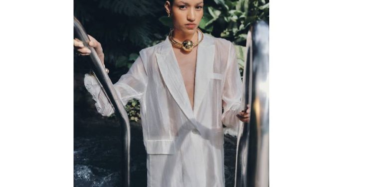 La fusión de arte y moda en la cápsula Vélez Artisan x Paula Mendoza