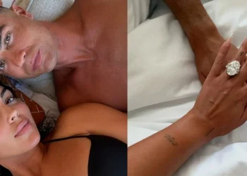 Georgina y su anillo: un símbolo de estatus y romance