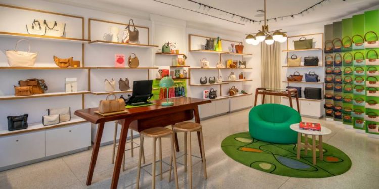 Lujo en Bogotá: Longchamp, Tory Burch y TAG Heuer le apuestan a la capital colombiana