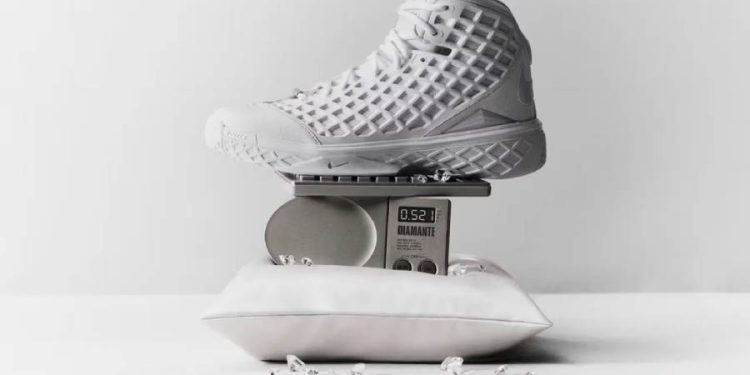 Las Nike Kobe 3 Protro Halo son las zapatillas de baloncesto más impresionantes de los últimos años