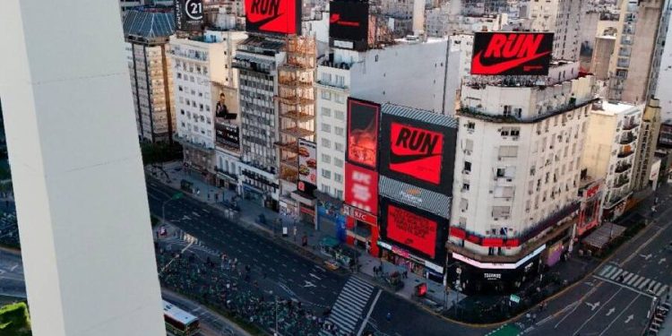Nike y Ambush Marketing de nuevo hacen de las suyas en la Maratón de Buenos Aires 2025
