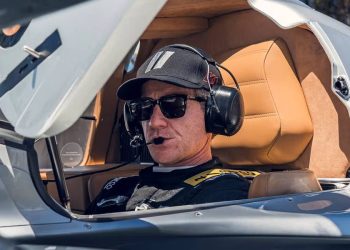 Roger Seale Penske, experto en competición de Porsche, prueba su deportivo: «Nuestra colaboración ha dado lugar a una increíble historia»