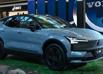 Volvo supera a Tesla y marcas chinas con el EX30 líder de ventas eléctricas en Chile