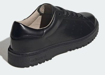 Las Adidas Stan Smith Freizit son la reinvención más elegante de un clásico y quedan genial con traje oscuro