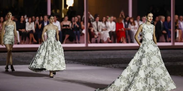 Carolina Herrera en Madrid: un giro audaz de lujo y tradición