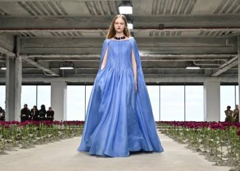 Carolina Herrera lleva la elegancia a Madrid con su colección primavera/verano 2026