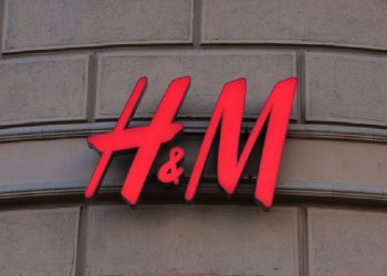 H&M retail