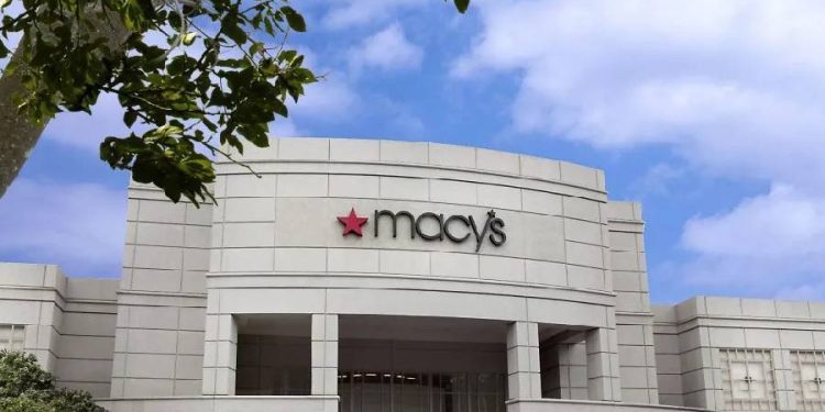 Macy’s sufre caída de ingresos y beneficios en el segundo trimestre