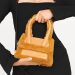 Mini bolso de ante: el must have de este otoño