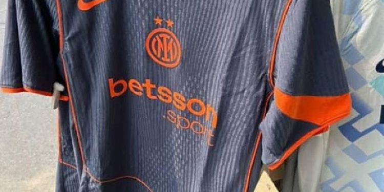 Se filtra la tercera camiseta «Total 90» del Inter de Milán 25-26