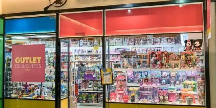 Cachavacha inaugura la juguetería más grande de Córdoba con universo LEGO exclusivo