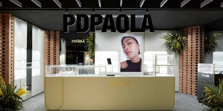 PdPaola refuerza Reino Unido: centro logístico en Swindon
