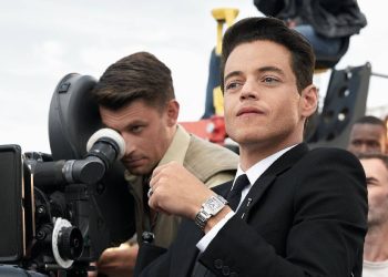 Rami Malek y su Cartier Tank Must: elegancia sin esfuerzo