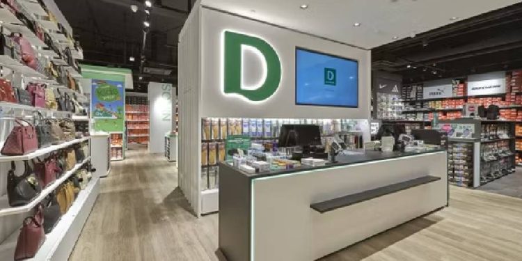 Reaperturas de DEICHMANN en España: Santiago de Compostela y Zaragoza con nuevo diseño