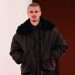Romeo Beckham y la chaqueta que define la temporada