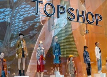 Topshop vuelve con Oferta: Bestseller redefine la jugada