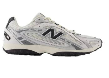 Las New Balance 204L Metallic Silver son el nuevo básico con brillo