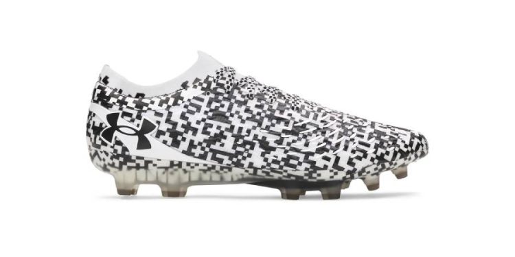 Las Under Armour Magnetico Elite 5 FG son las botas de fútbol más especiales y tecnológicas de 2025