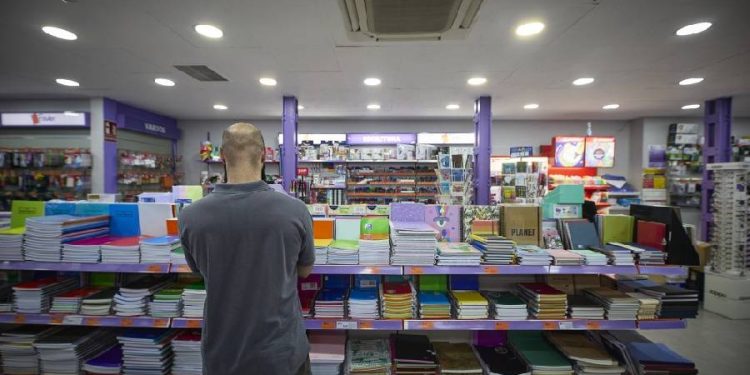 Afluencia en centros comerciales en España crece 1,1% en septiembre