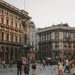 Caída estival en Italia: moda en rojo y ansiedad del consumo