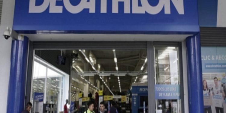 Decathlon inaugura tienda en Santiago