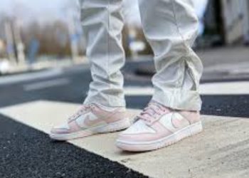 Las Nike Dunk Low Pearl se posicionan en el mercado deportivo
