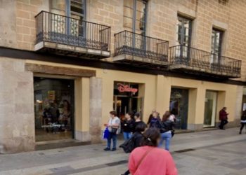 Megatienda de ropa deportiva llega a la nación Española